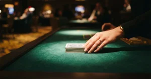 Slottien pelaaminen – miten slotti toimii ja mitä se pelaajalle maksaa